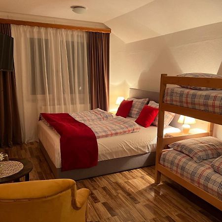 Hotel Central Власич Экстерьер фото