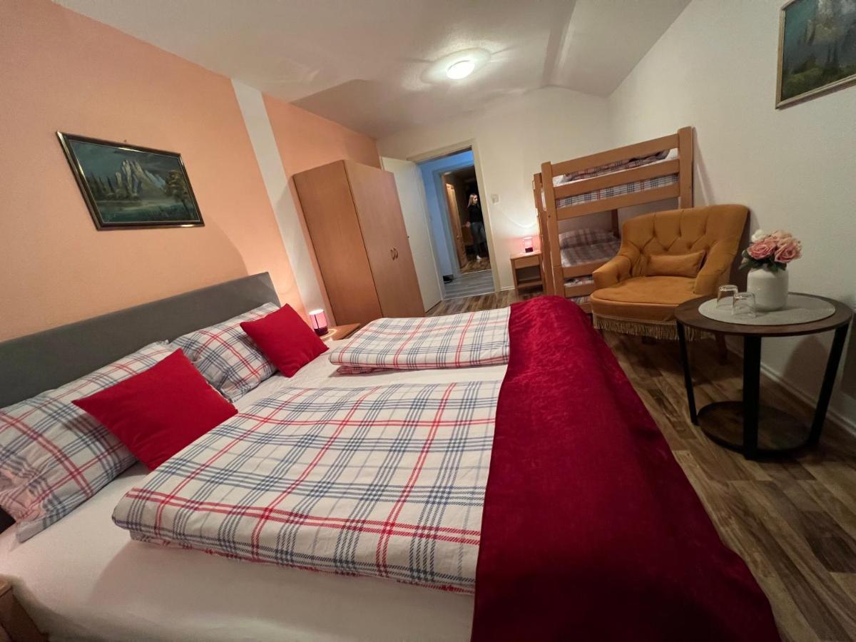 Hotel Central Власич Экстерьер фото
